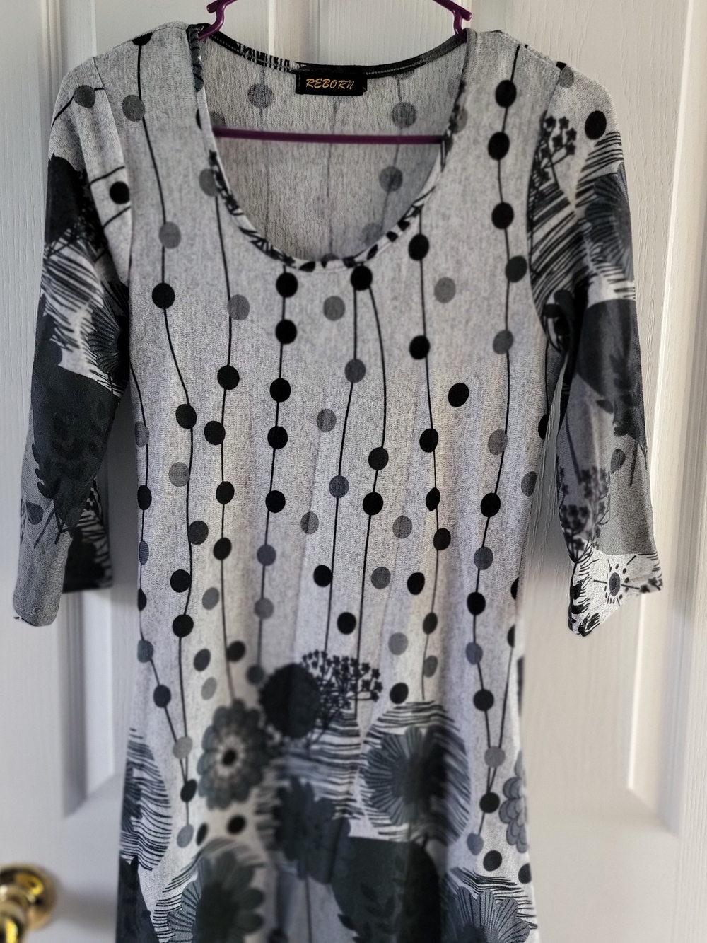 Reborn Black & Gray Scoop Neck Patterned Women's Top